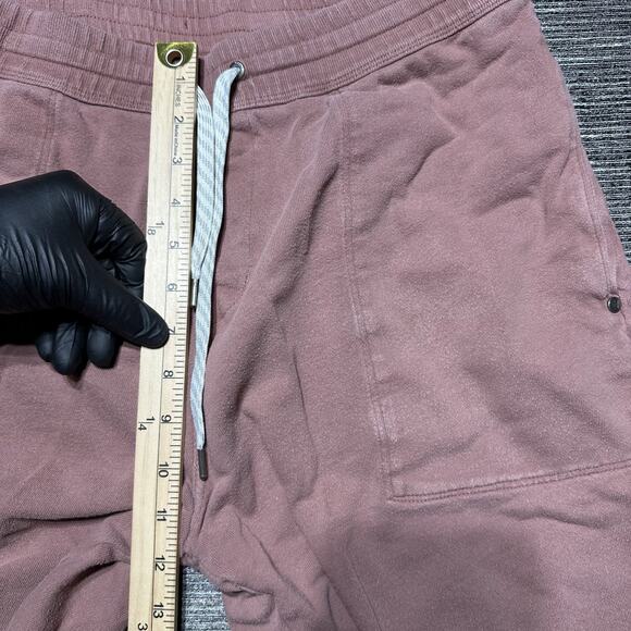 Vuori Shorts Men's Size 34 Red Brown Vital V378 - Picture 5 of 15